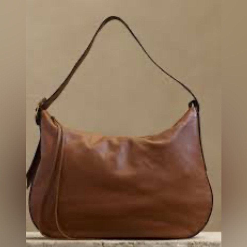 NWT banana republic italian leather Ravello oversized bag RTV$450 sold out